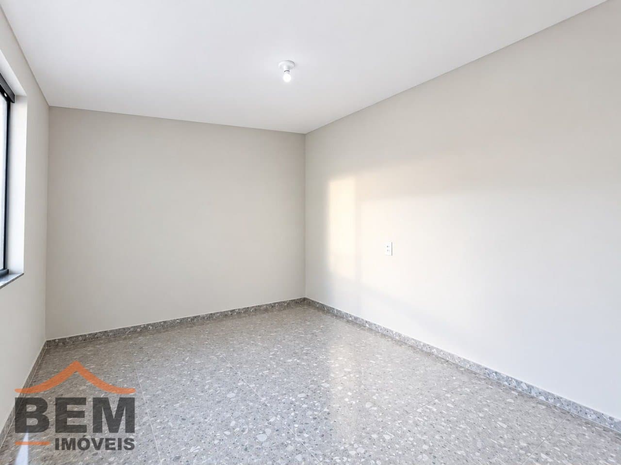 Casa para Locação com 1 quarto no bairro São Vicente, em Itajaí - SC