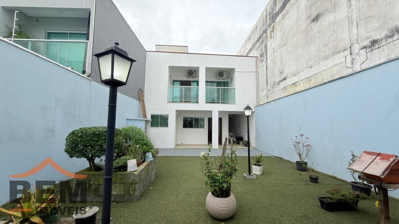 Casa para Venda com 3 quartos e 223m² no bairro Dom Bosco, em Itajaí - SC