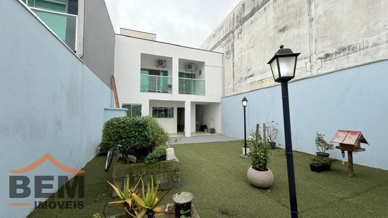 Casa para Venda com 3 quartos e 223m² no bairro Dom Bosco, em Itajaí - SC