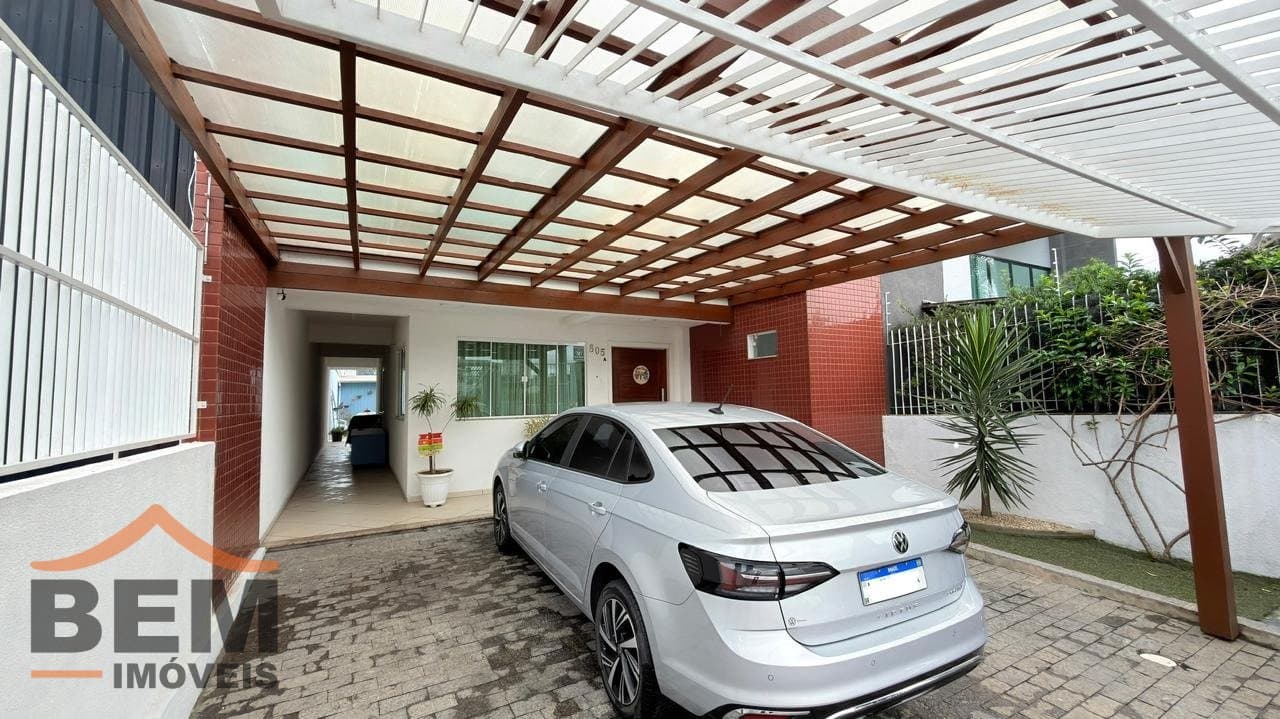 Casa para Venda com 3 quartos e 223m² no bairro Dom Bosco, em Itajaí - SC