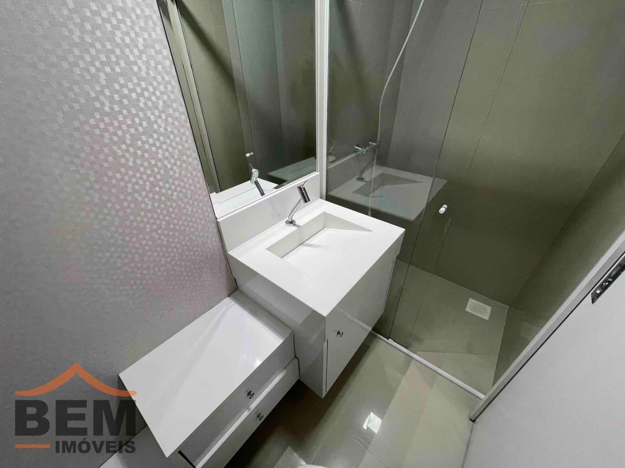 Apartamento para Venda com 2 quartos e 62m² no bairro Nações, em Balneário Camboriú - SC