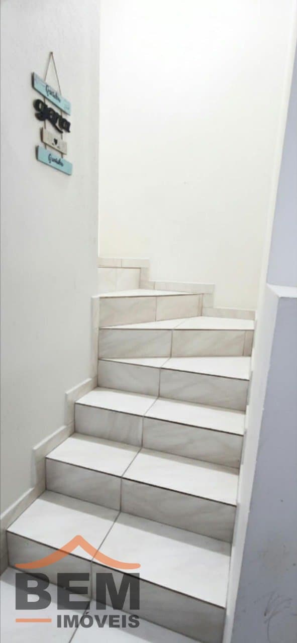Sobrado para Venda com 2 quartos e 70m² no bairro Santa Regina, em Camboriú - SC