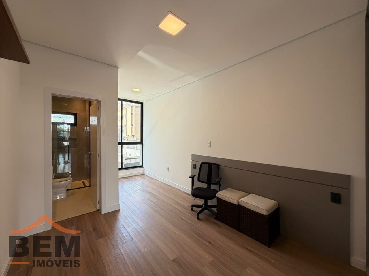 Apartamento para Venda com 2 quartos e 180m² no bairro Centro, em Itajaí - SC
