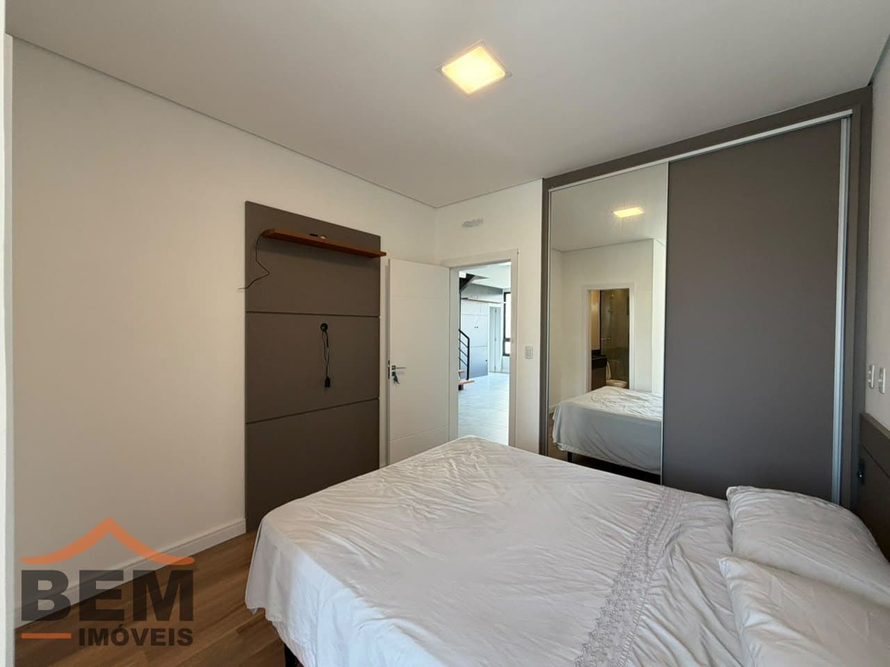 Apartamento para Venda com 2 quartos e 180m² no bairro Centro, em Itajaí - SC