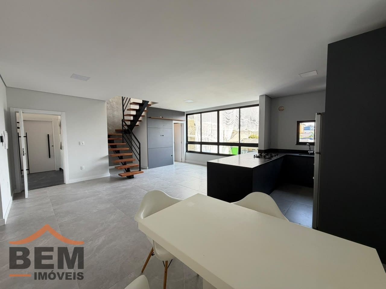 Apartamento para Venda com 2 quartos e 180m² no bairro Centro, em Itajaí - SC