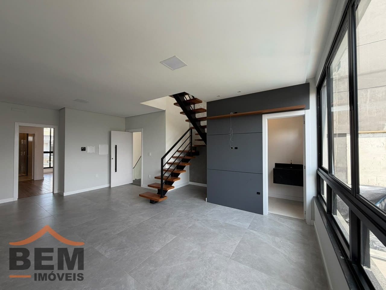 Apartamento para Venda com 2 quartos e 180m² no bairro Centro, em Itajaí - SC