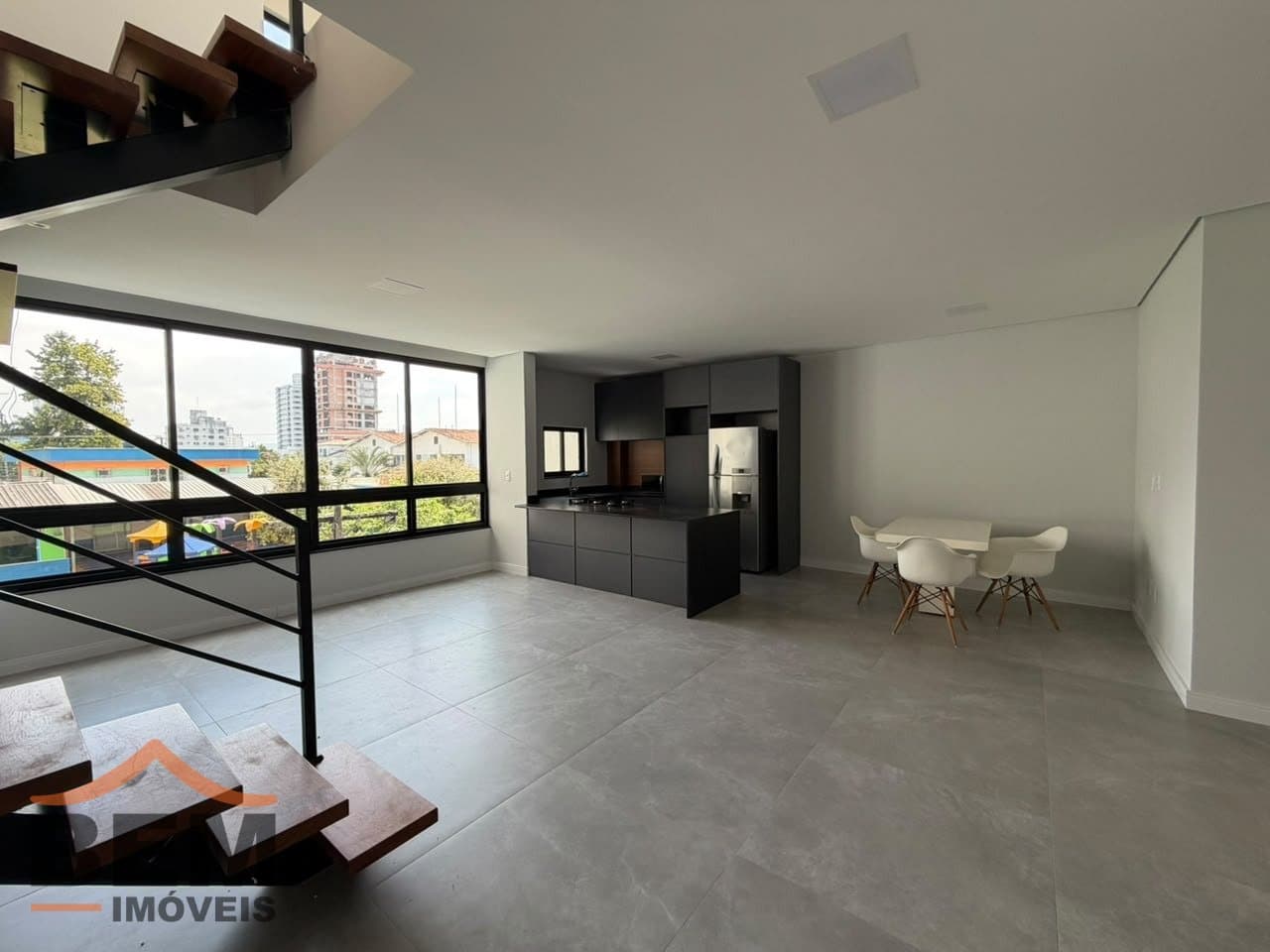 Apartamento para Venda com 2 quartos e 180m² no bairro Centro, em Itajaí - SC