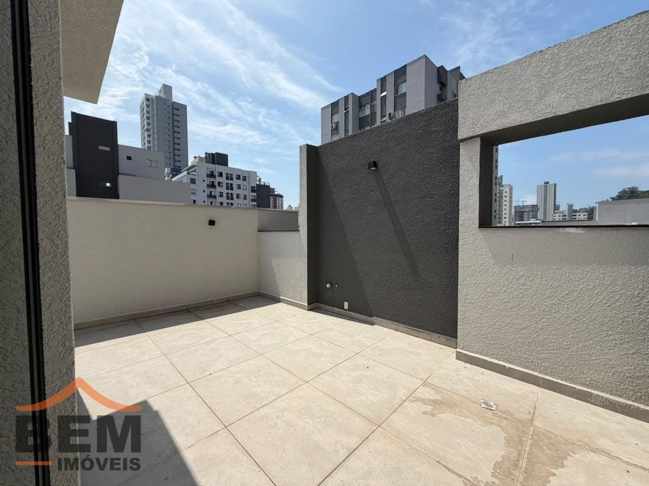 Apartamento para Venda com 2 quartos e 180m² no bairro Centro, em Itajaí - SC
