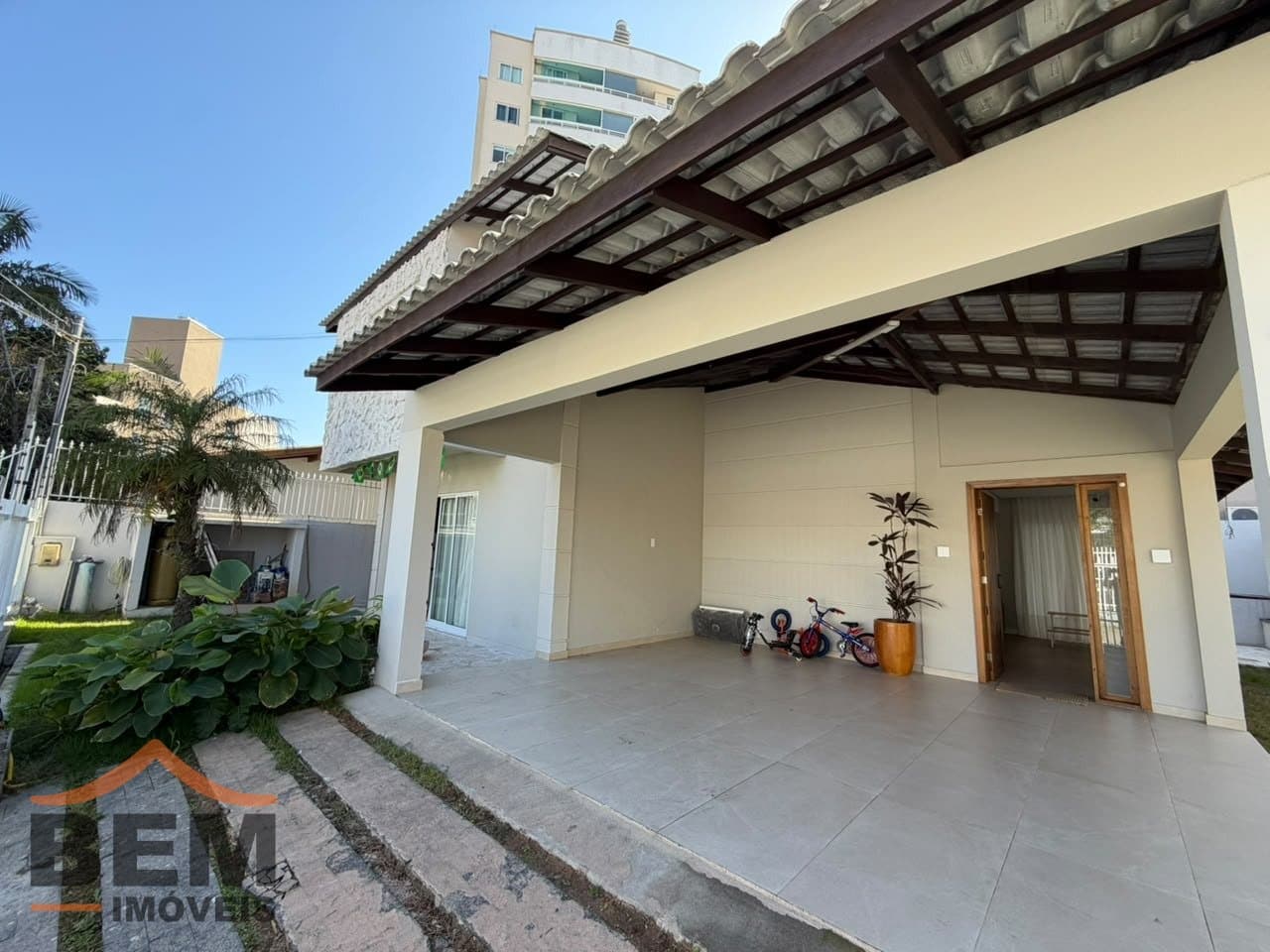Casa para Venda com 3 quartos e 230m² no bairro Centro, em Itajaí - SC