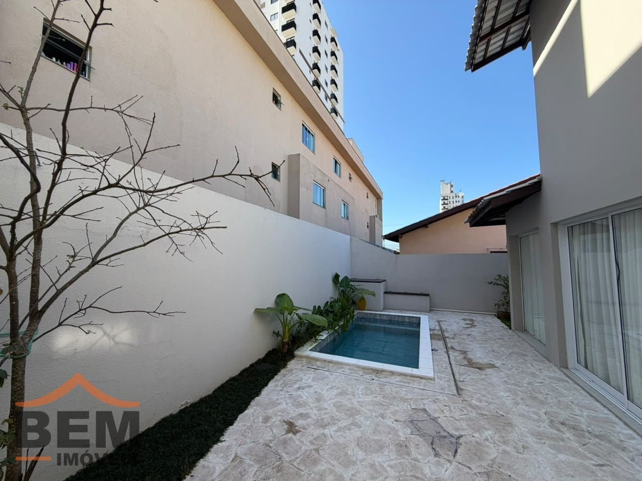 Casa para Venda com 3 quartos e 230m² no bairro Centro, em Itajaí - SC