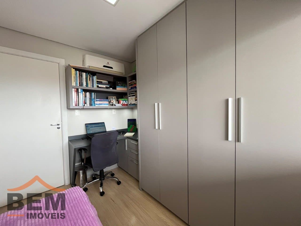 Apartamento para Venda com 3 quartos e 80m² no bairro São João, em Itajaí - SC
