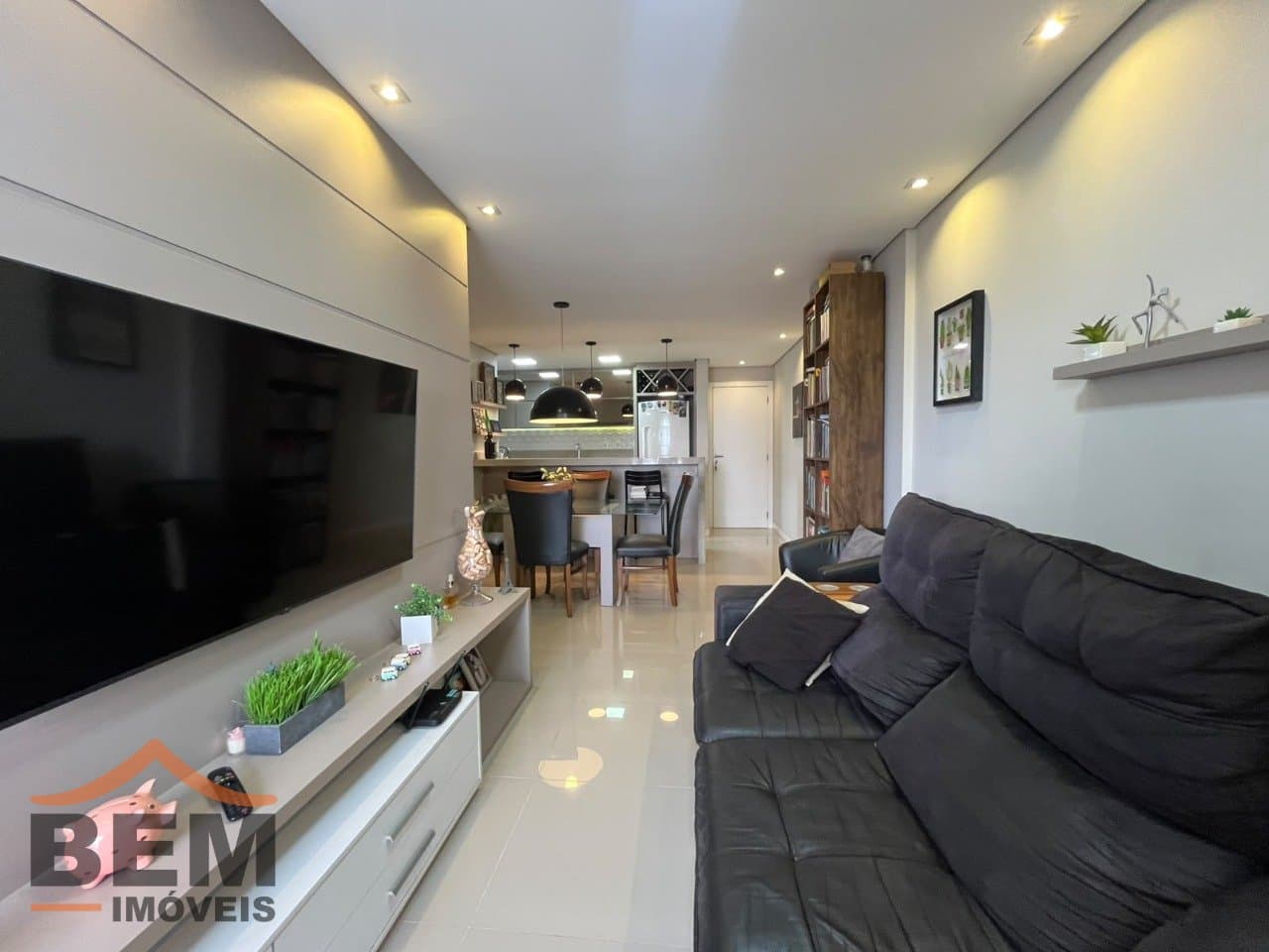 Apartamento para Venda com 3 quartos e 80m² no bairro São João, em Itajaí - SC