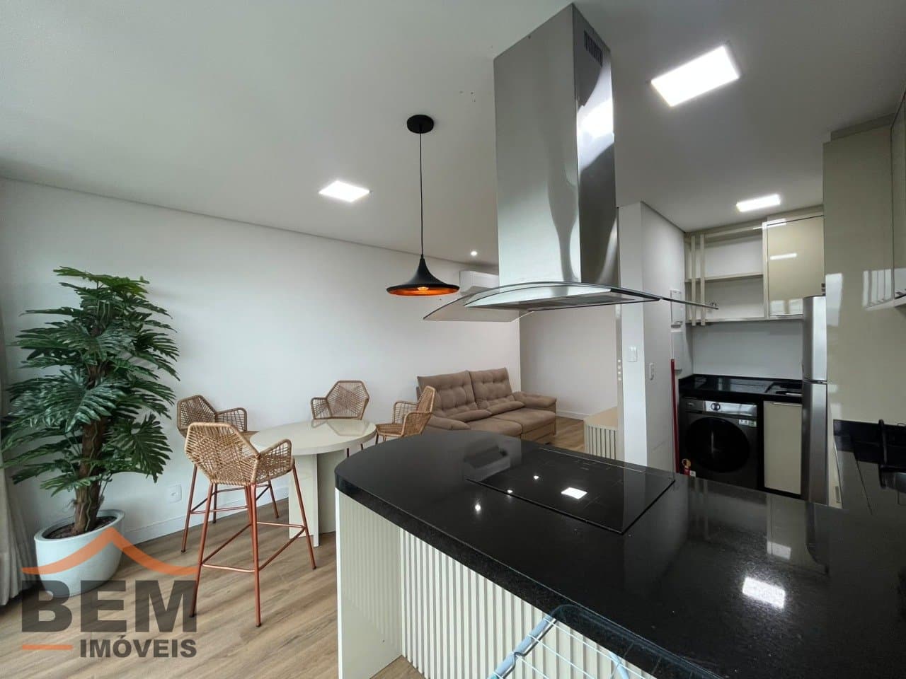 Apartamento para Locação com 2 quartos e 78m² no bairro Praia Brava, em Itajaí - SC