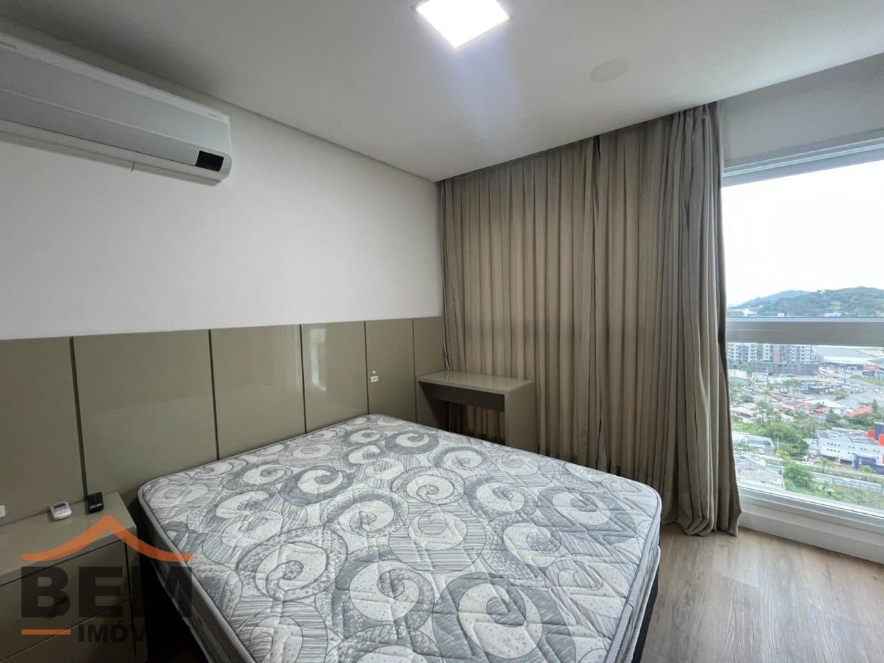 Apartamento para Locação com 2 quartos e 78m² no bairro Praia Brava, em Itajaí - SC