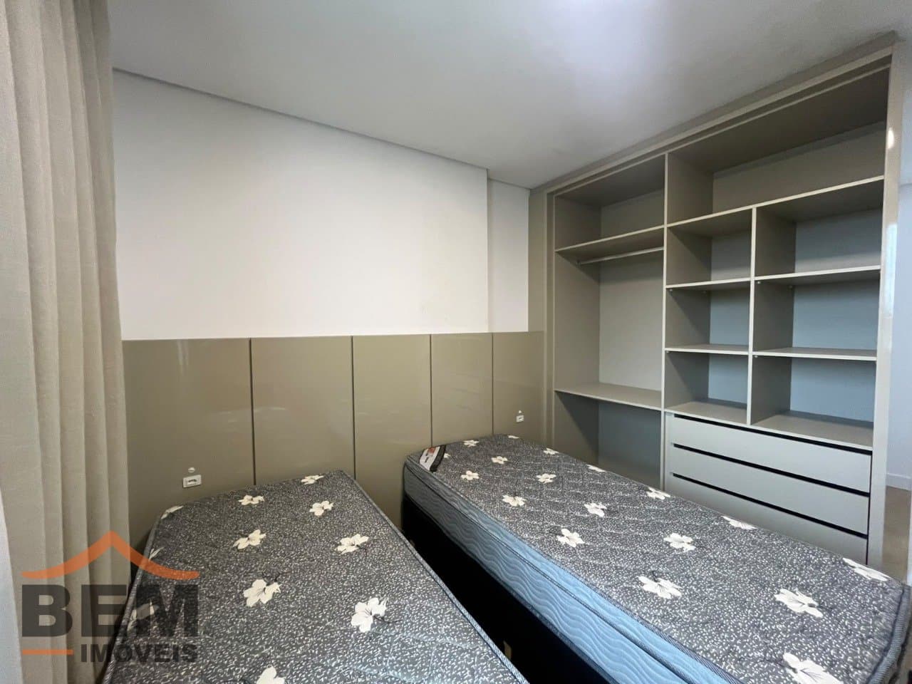 Apartamento para Locação com 2 quartos e 78m² no bairro Praia Brava, em Itajaí - SC