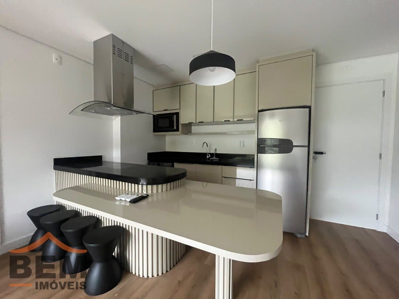 Apartamento para Locação com 2 quartos e 78m² no bairro Praia Brava, em Itajaí - SC