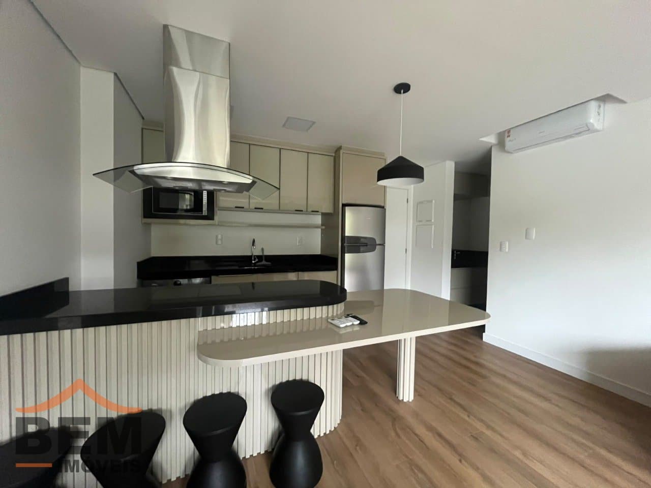 Apartamento para Locação com 2 quartos e 78m² no bairro Praia Brava, em Itajaí - SC