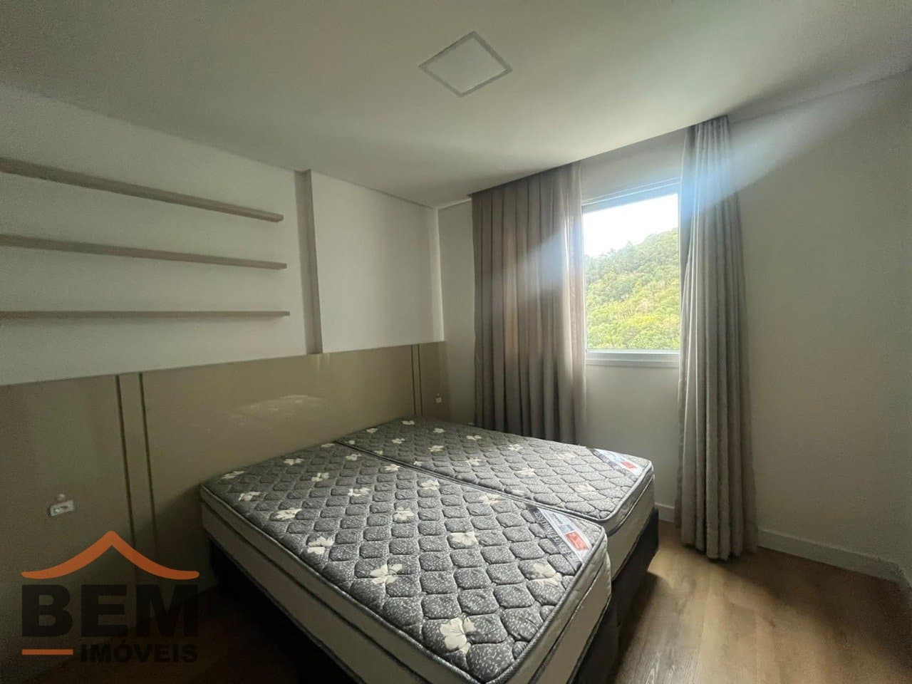 Apartamento para Locação com 2 quartos e 78m² no bairro Praia Brava, em Itajaí - SC