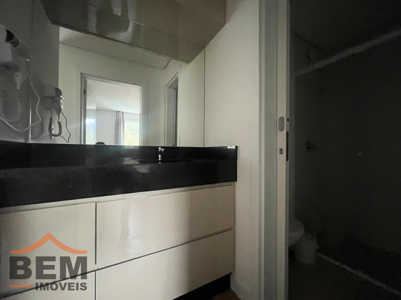 Apartamento para Locação com 2 quartos e 78m² no bairro Praia Brava, em Itajaí - SC