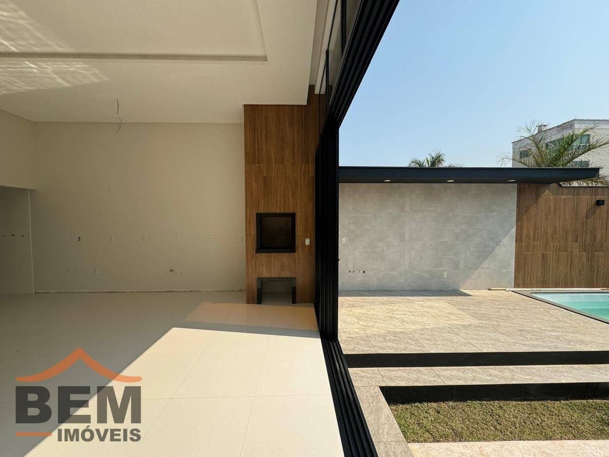 Casa para Venda com 3 quartos e 130m² no bairro Centro, em Camboriú - SC