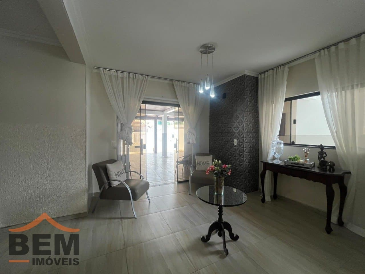 Casa para Locação com 4 quartos e 420m² no bairro Dom Bosco, em Itajaí - SC