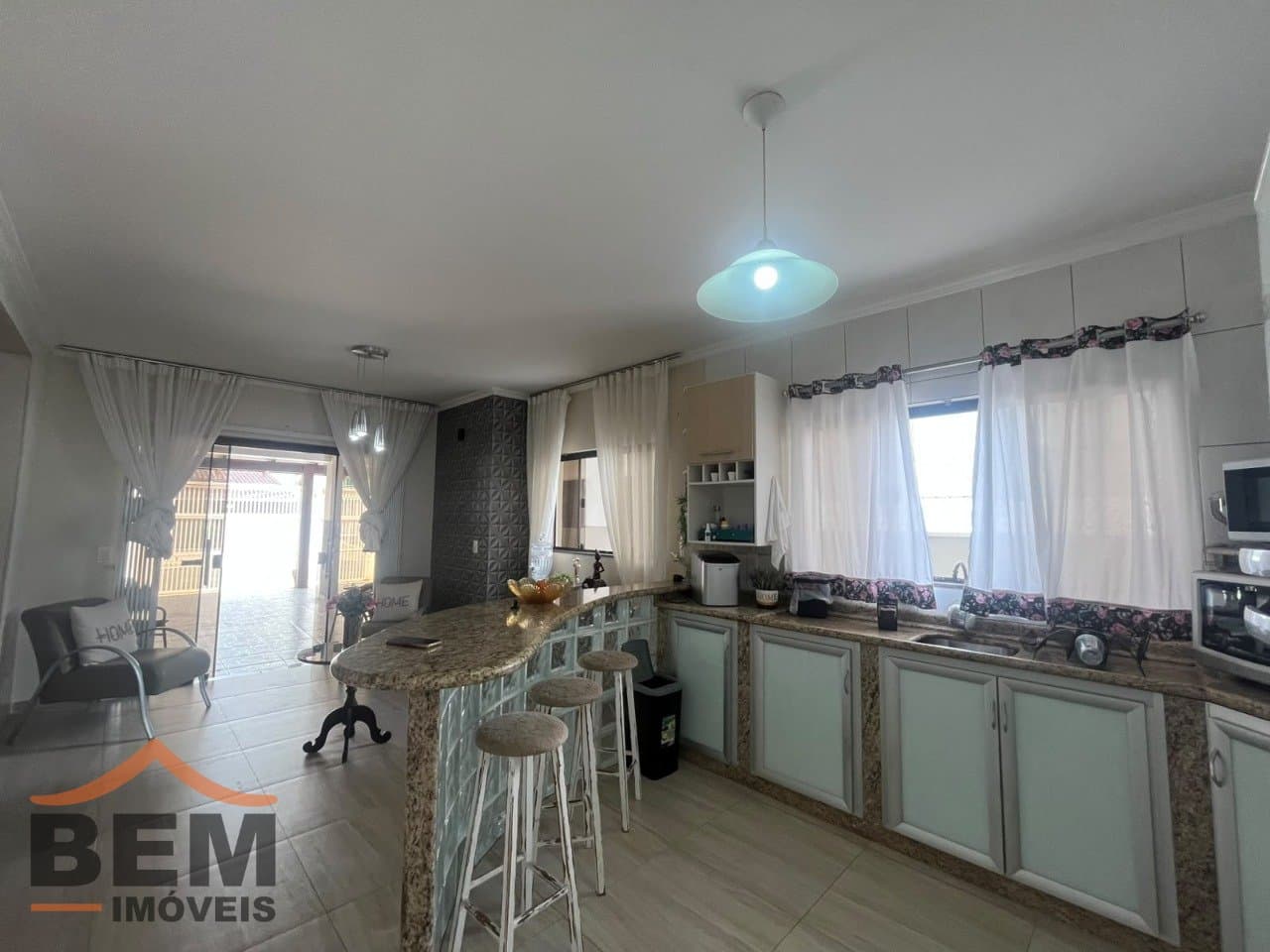 Casa para Locação com 4 quartos e 420m² no bairro Dom Bosco, em Itajaí - SC