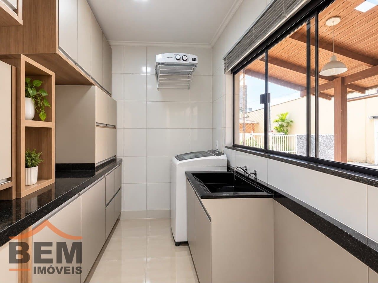 Casa para Locação com 4 quartos e 420m² no bairro Dom Bosco, em Itajaí - SC