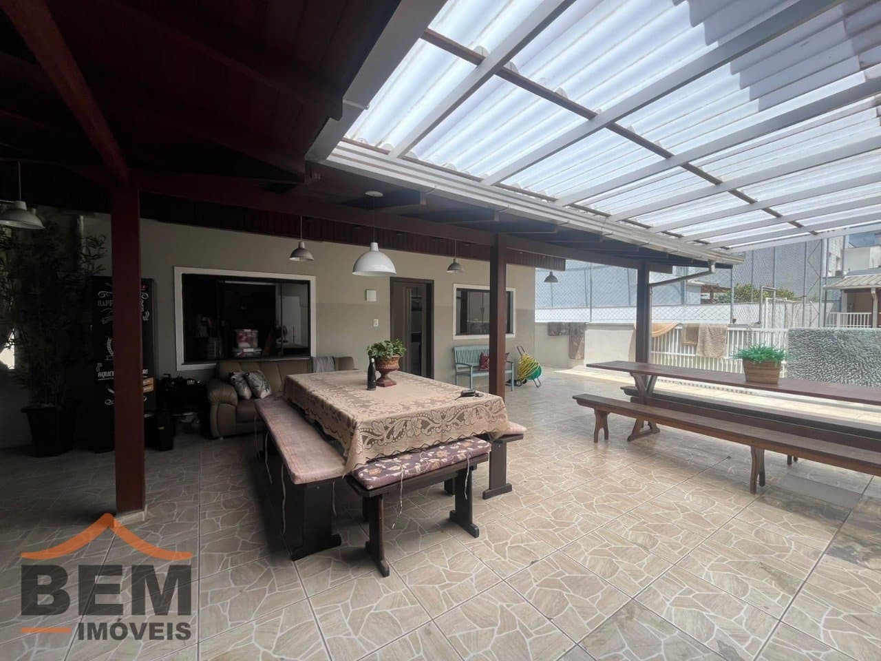 Casa para Locação com 4 quartos e 420m² no bairro Dom Bosco, em Itajaí - SC
