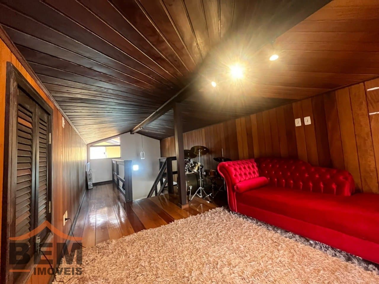 Casa para Locação com 4 quartos e 420m² no bairro Dom Bosco, em Itajaí - SC
