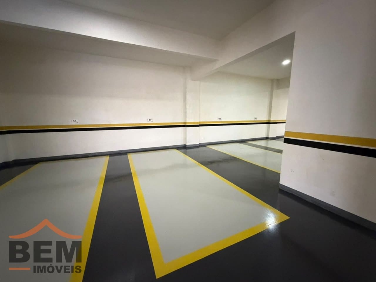Apartamento para Venda com 4 quartos e 150m² no bairro Centro, em Balneário Camboriú - SC
