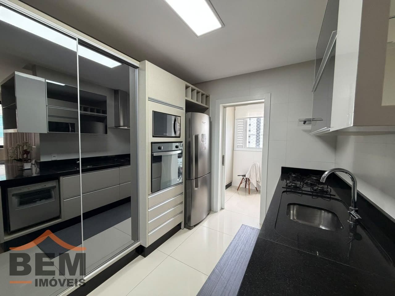 Apartamento para Venda com 4 quartos e 150m² no bairro Centro, em Balneário Camboriú - SC