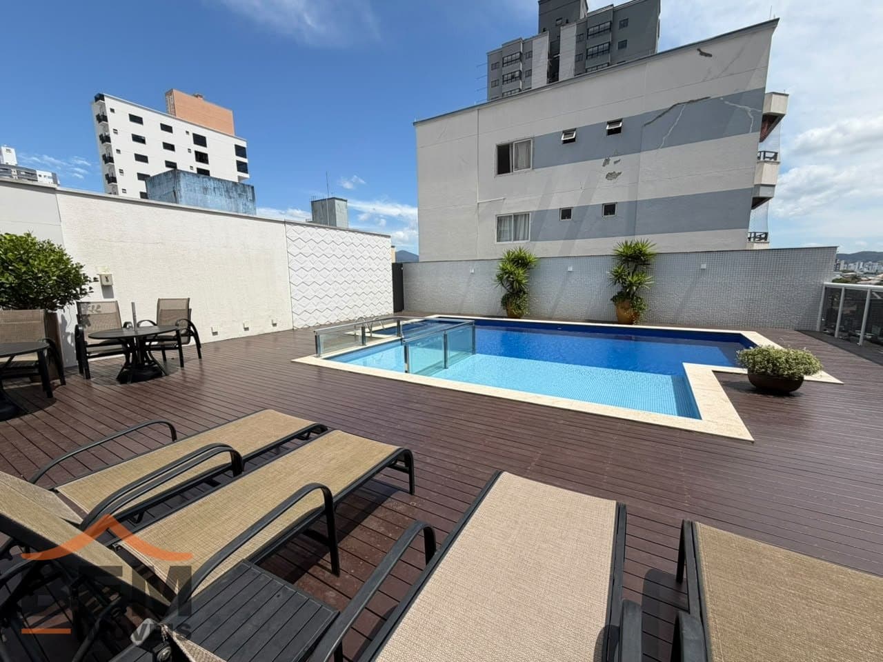 Apartamento para Venda com 4 quartos e 150m² no bairro Centro, em Balneário Camboriú - SC