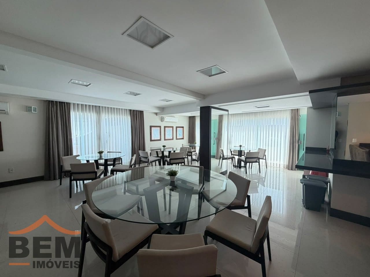 Apartamento para Venda com 3 quartos e 160m² no bairro Barra Sul, em Balneário Camboriú - SC