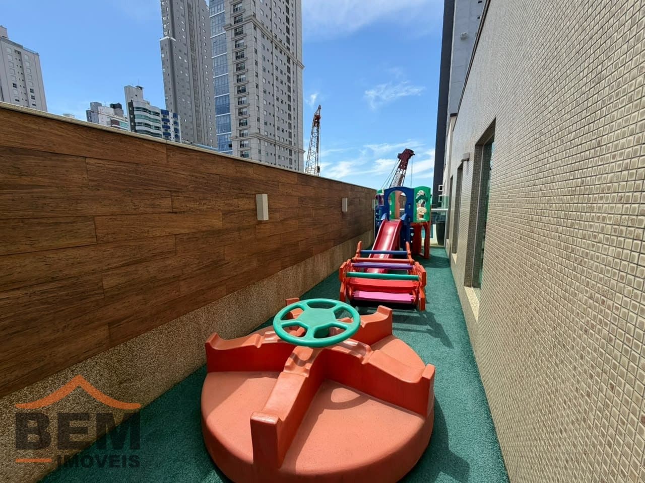 Apartamento para Venda com 3 quartos e 160m² no bairro Barra Sul, em Balneário Camboriú - SC