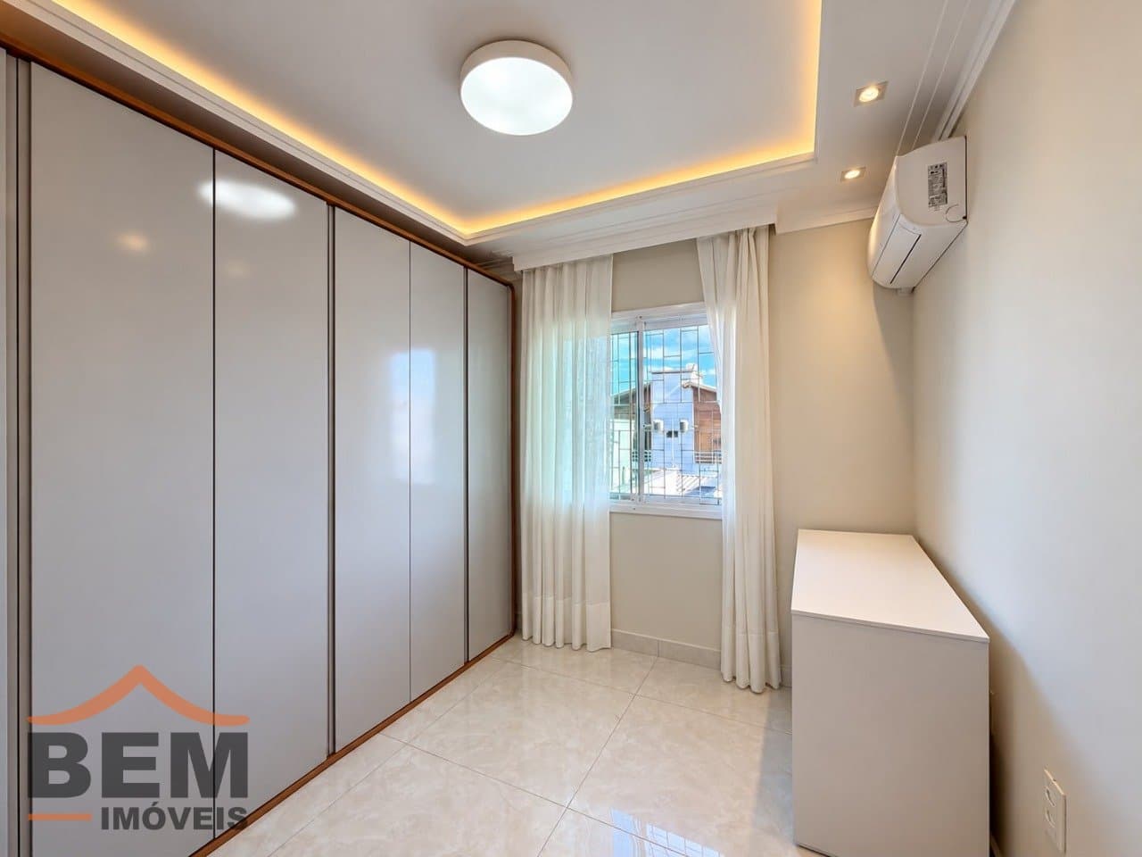 Casa para Venda com 3 quartos e 160m² no bairro Cordeiros, em Itajaí - SC