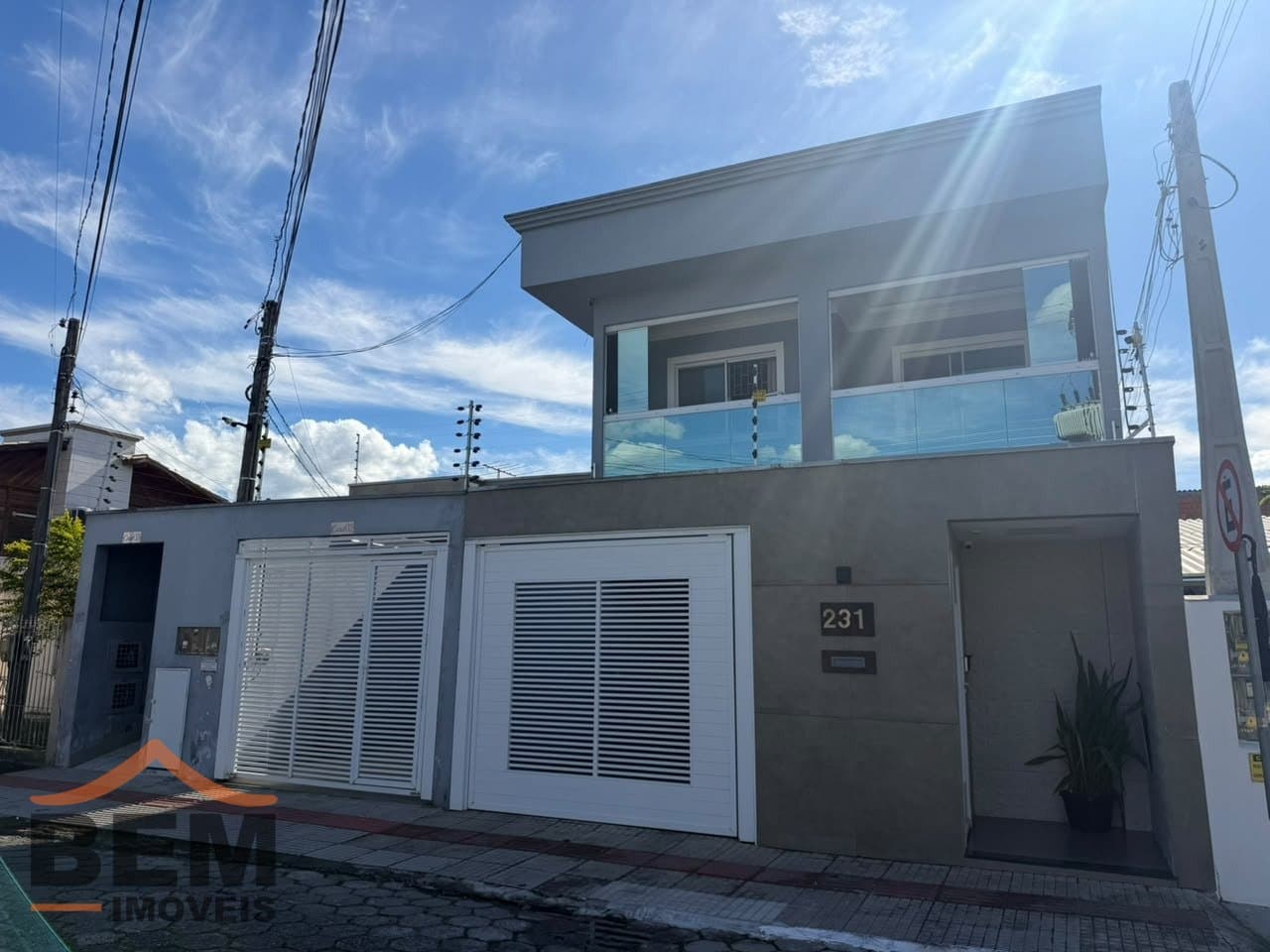 Casa para Venda com 3 quartos e 160m² no bairro Cordeiros, em Itajaí - SC