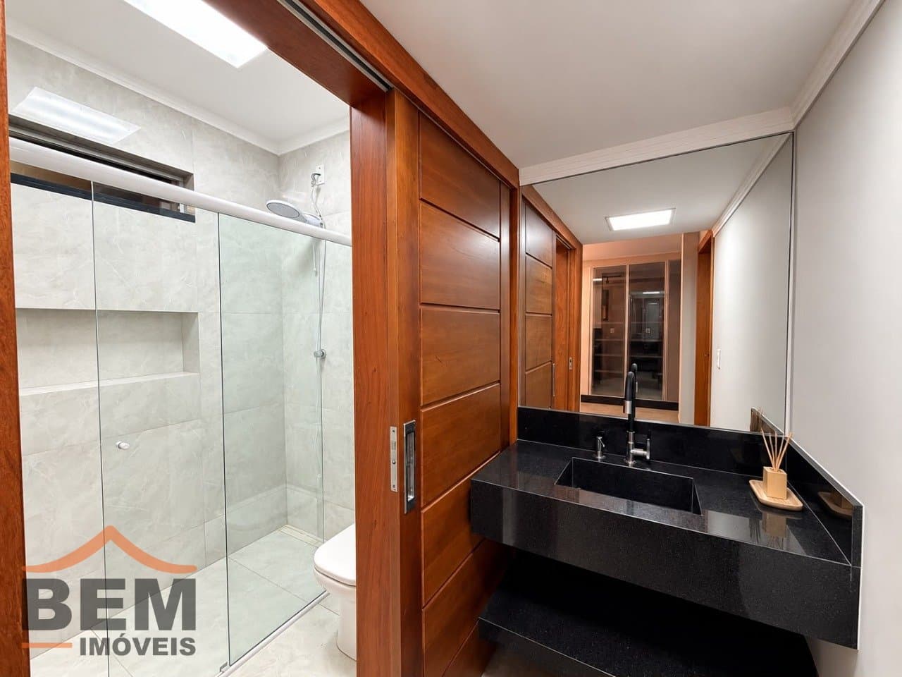 Casa para Venda com 3 quartos e 160m² no bairro Cordeiros, em Itajaí - SC