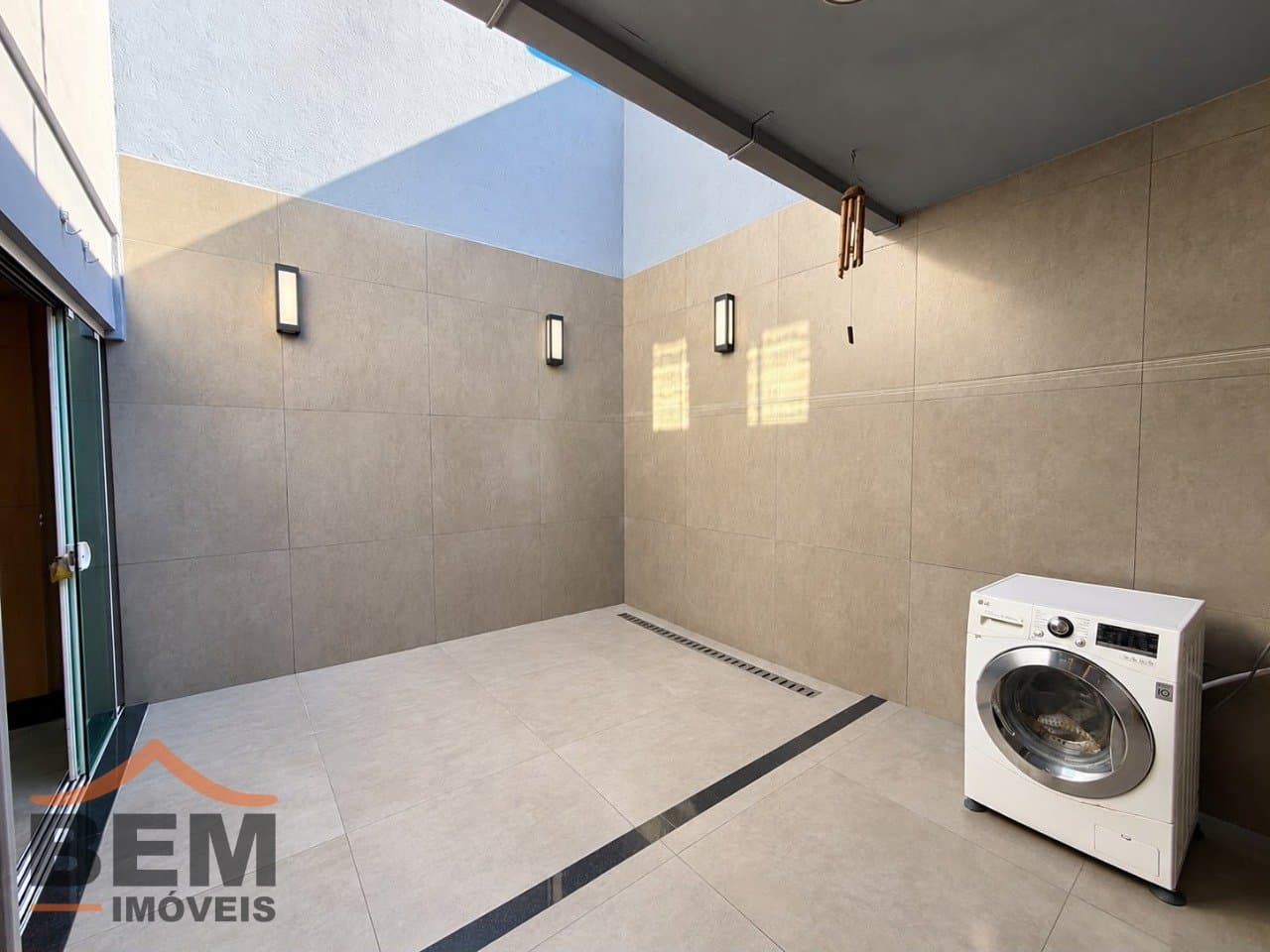 Casa para Venda com 3 quartos e 160m² no bairro Cordeiros, em Itajaí - SC