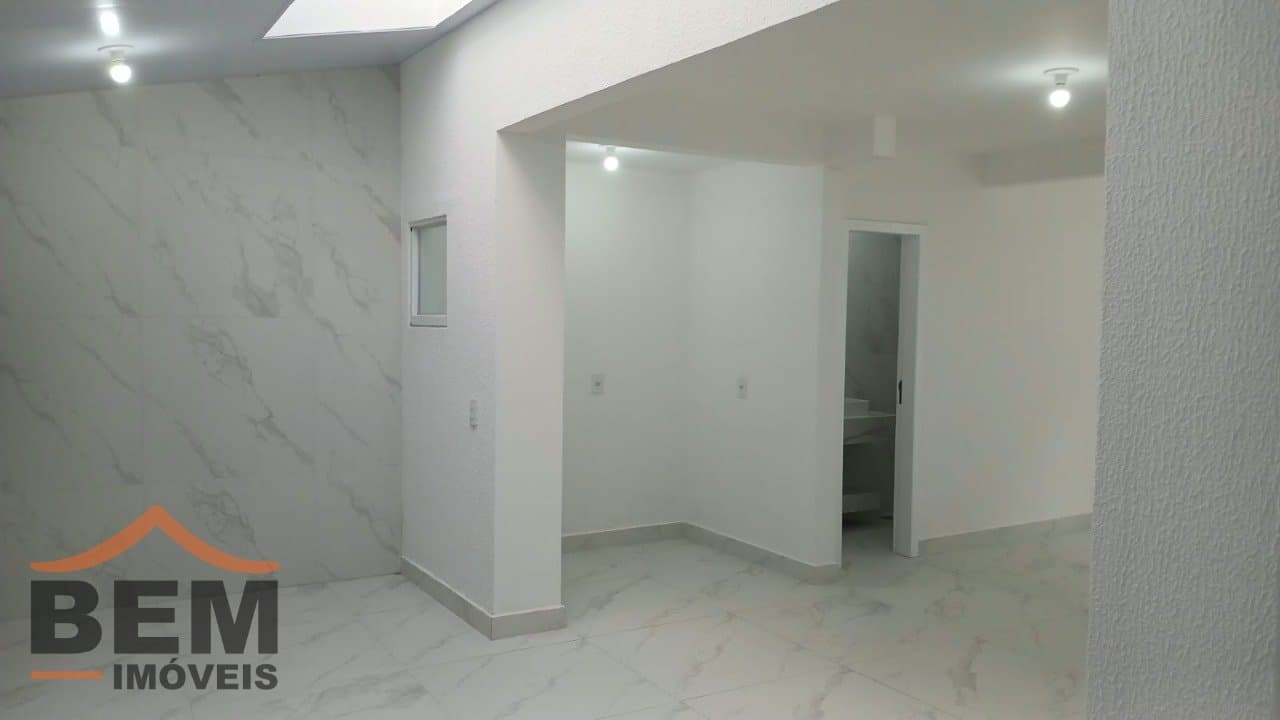 Casa para Venda com 2 quartos no bairro Centro, em Camboriú - SC