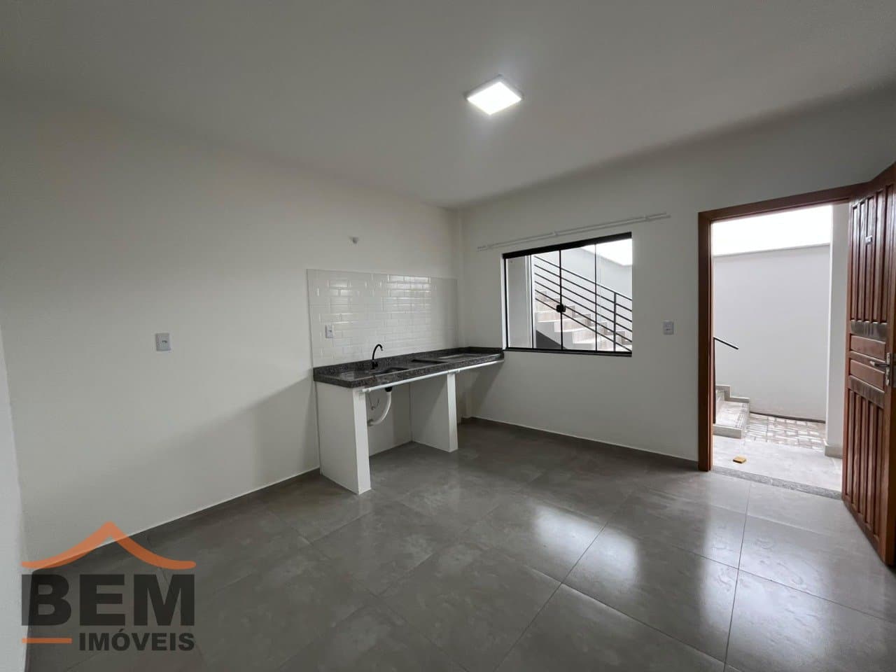Kitnet para Locação com 1 quarto e 29m² no bairro Itaipava, em Itajaí - SC