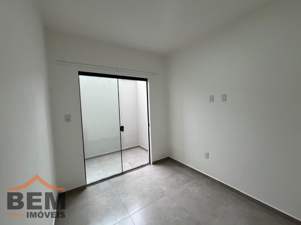 Kitnet para Locação com 1 quarto e 29m² no bairro Itaipava, em Itajaí - SC