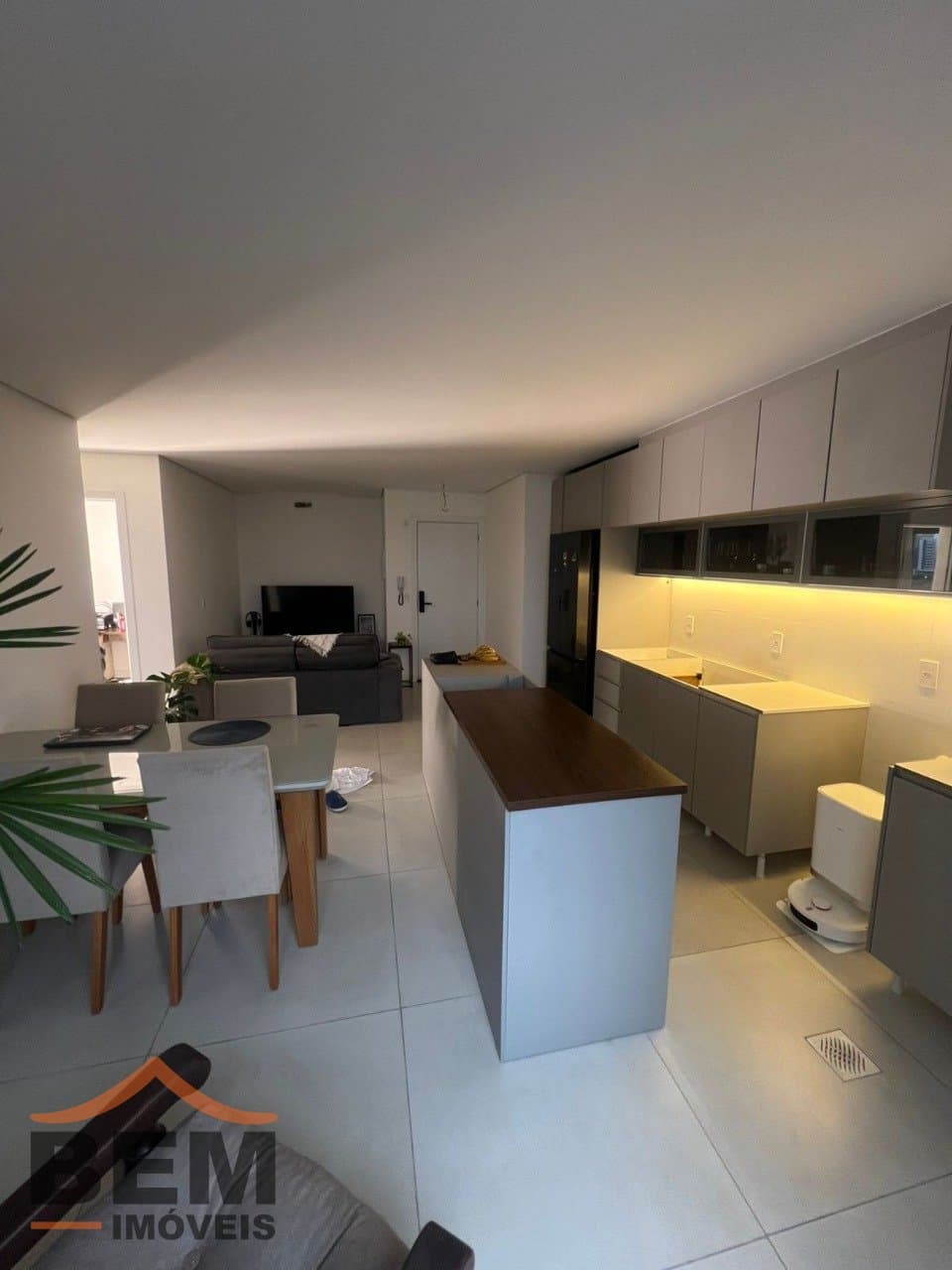 Apartamento para Locação com 2 quartos e 64m² no bairro São João, em Itajaí - SC