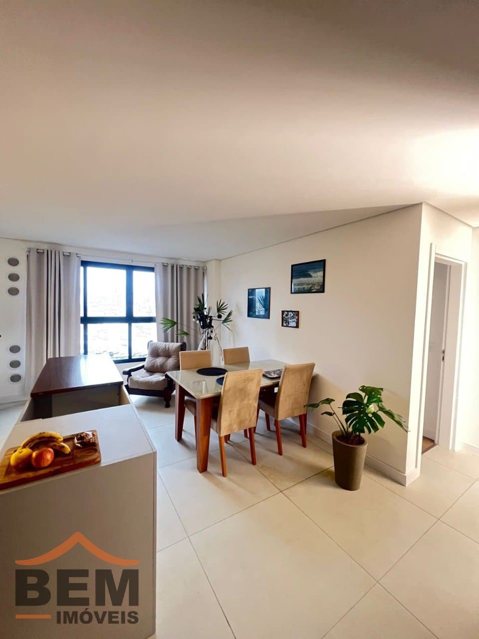 Apartamento para Locação com 2 quartos e 64m² no bairro São João, em Itajaí - SC
